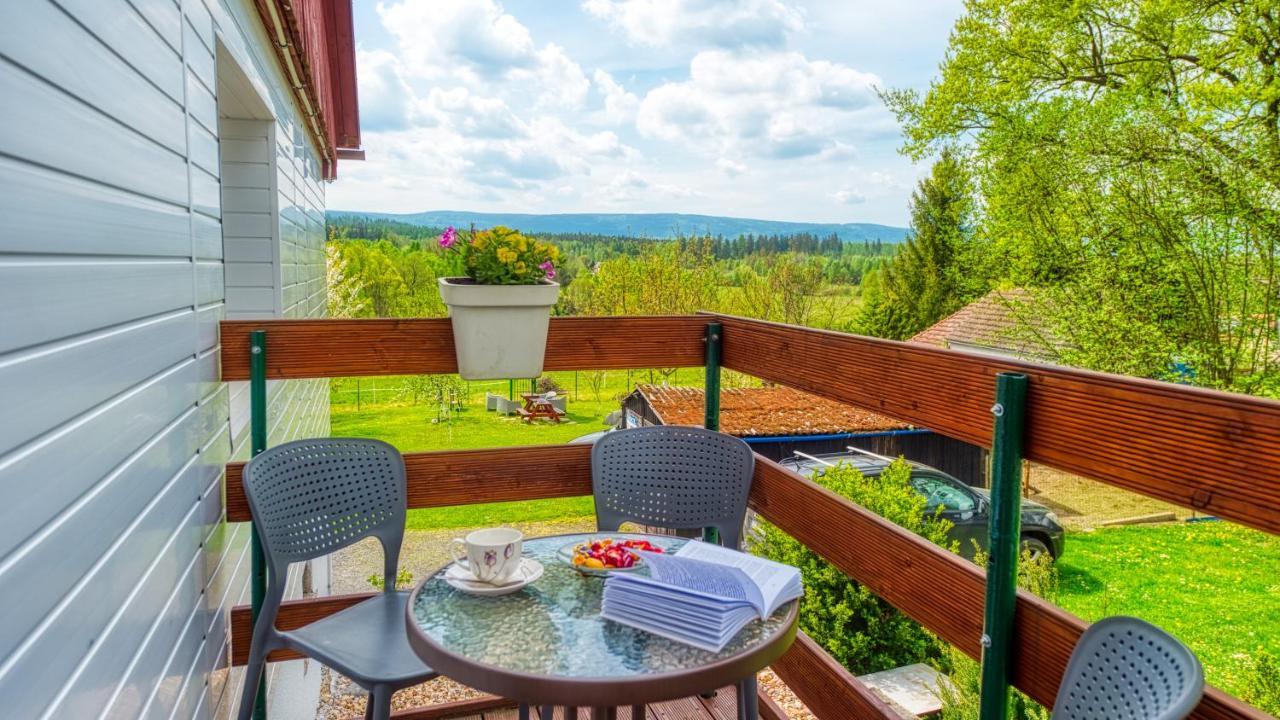Maja Pokoje Z Widokiem Kameralna Agroturystyka Na Pogorzu Izerskim Z Sauna I Jacuzzi (Adults Only) Mirsk 外观 照片
